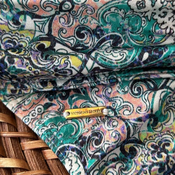 Victoria’s Secret The Hottie Halter Bikini - Picture 12 of 16